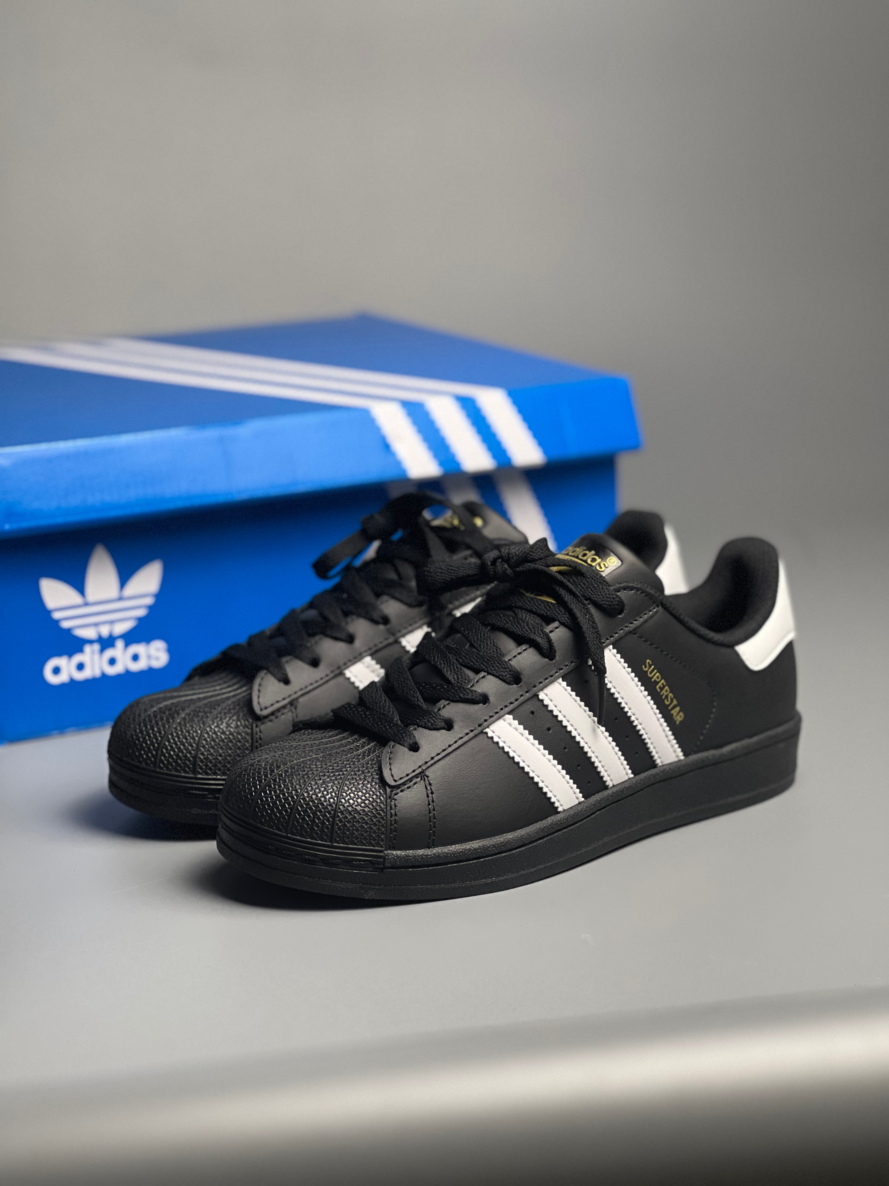 Superstar noir