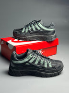 P6000  'Anthracite Clay Green'