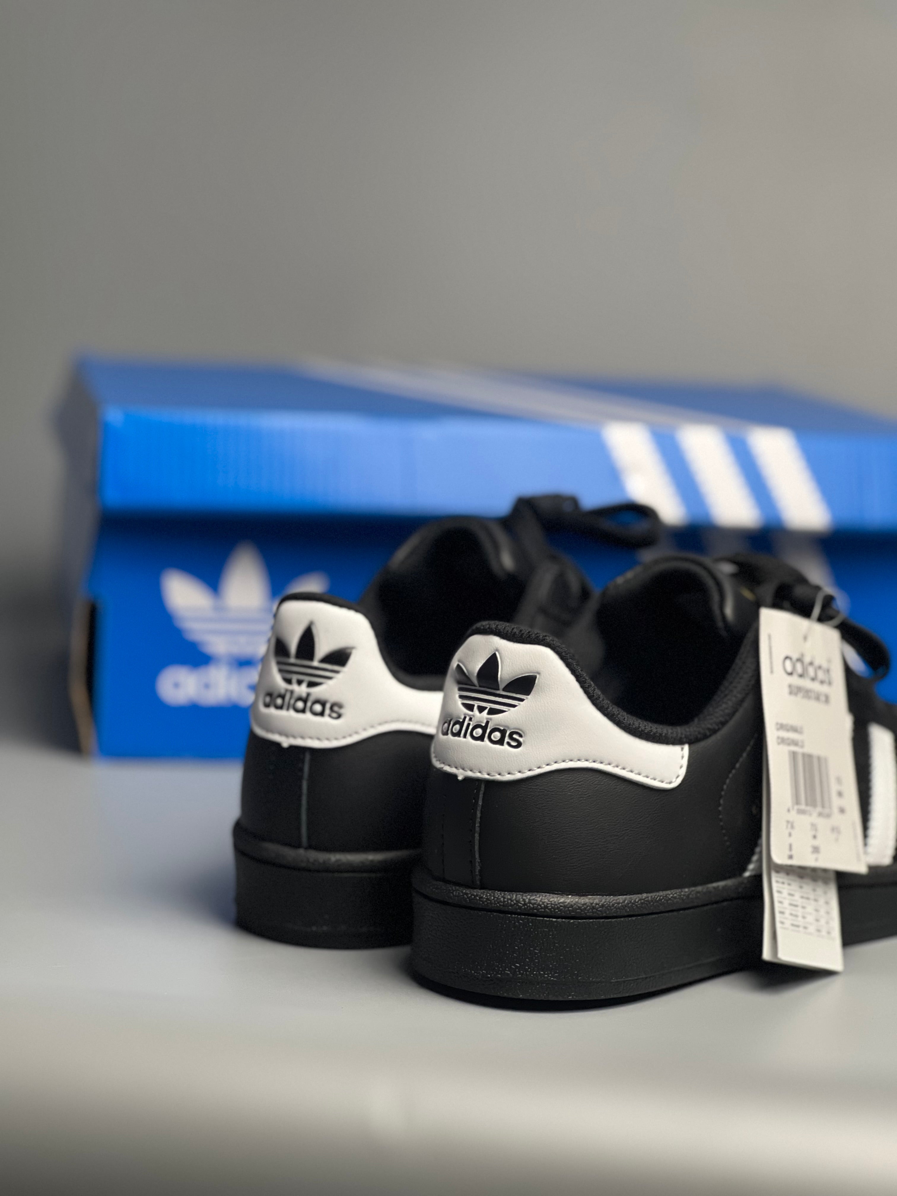 Superstar noir
