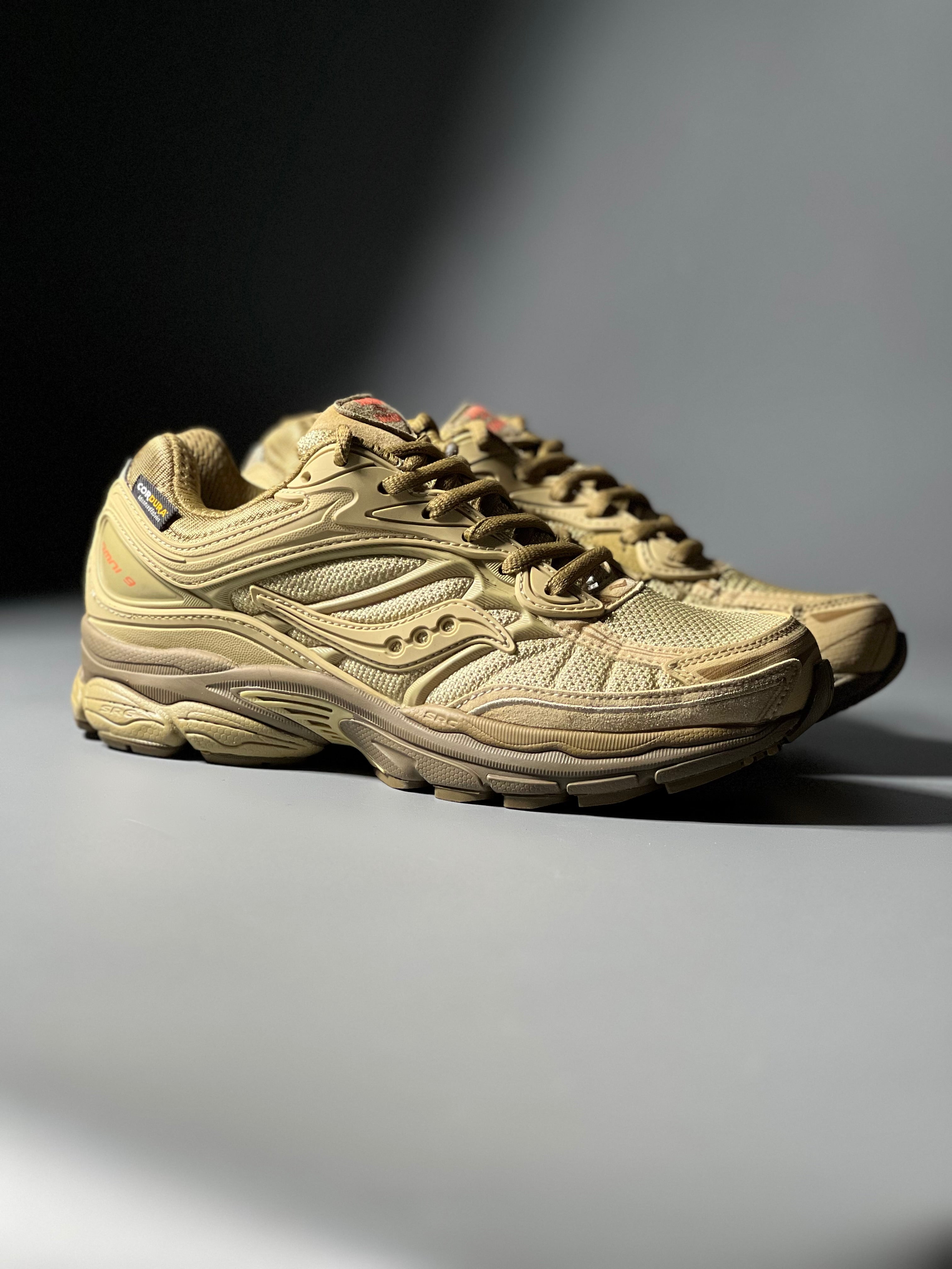 Starcow x Saucony Progrid Omni 9 "ARMORT DESERT"