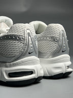 Nike Moto 2k