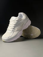 Saucony omni 9 White