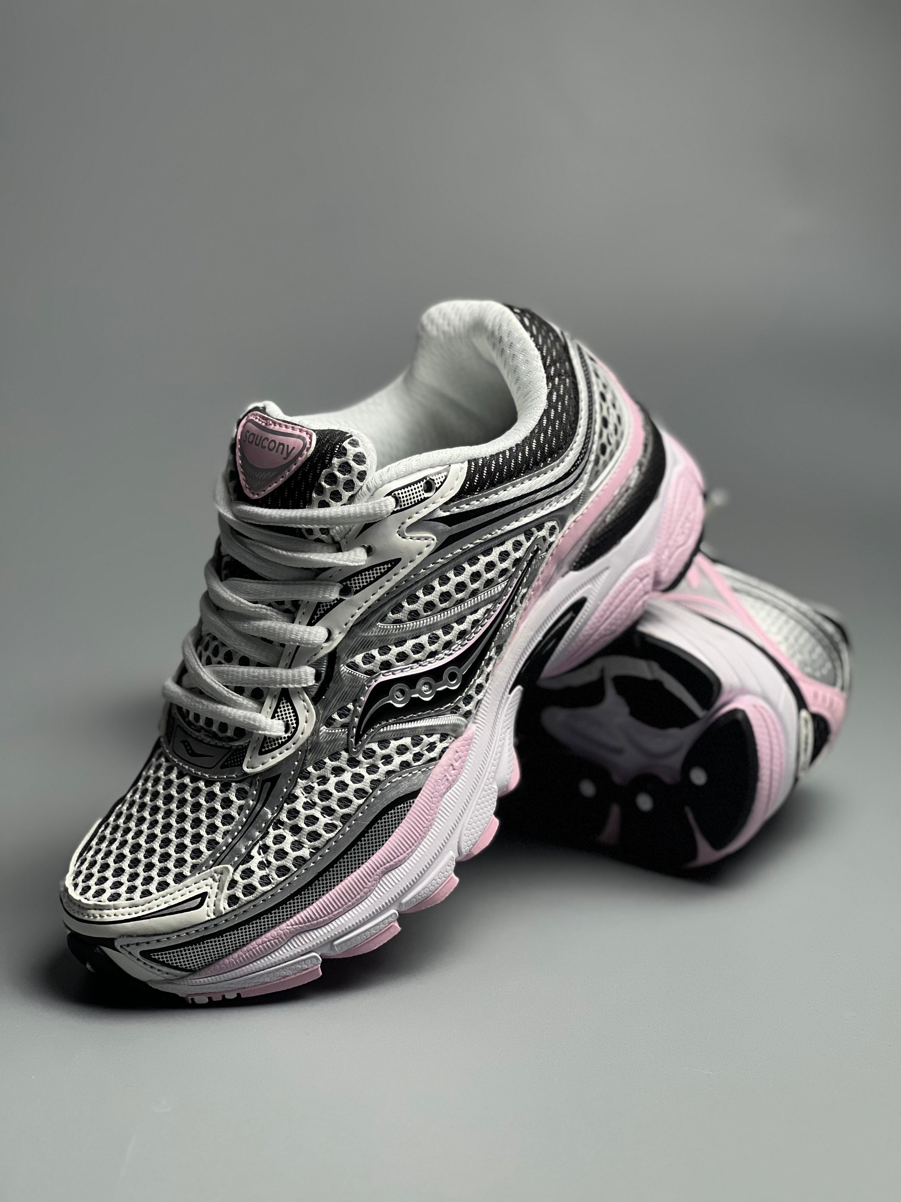 Soucony omni 9 pour famme