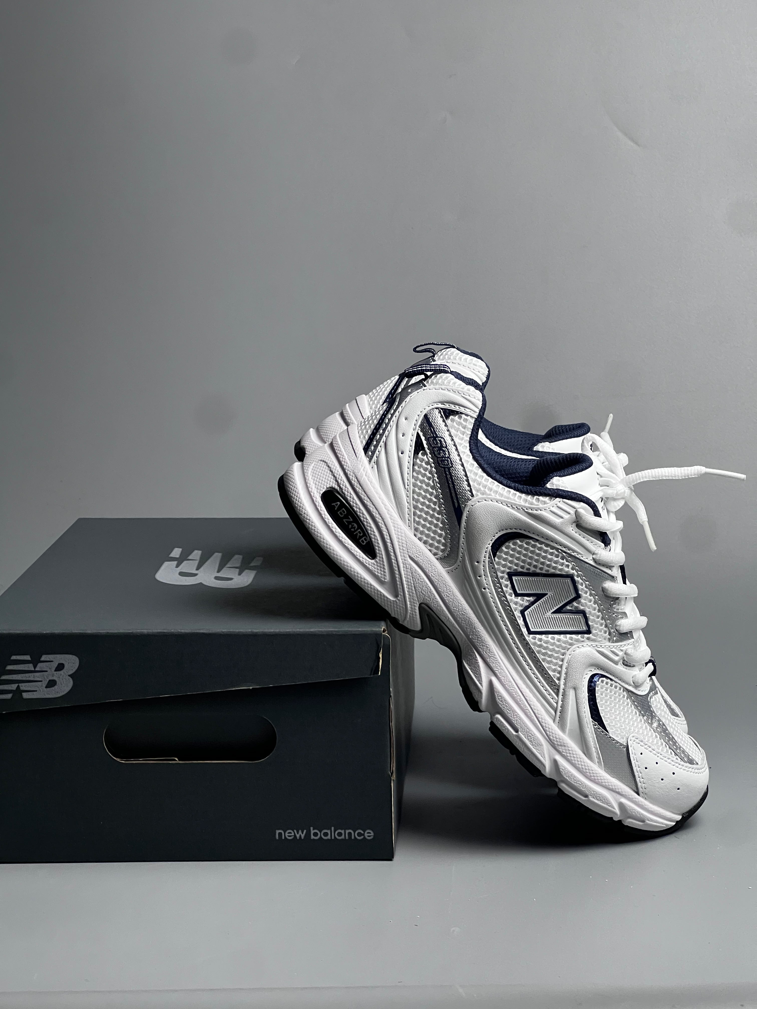 Nb 530