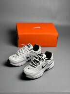 Nike Initiator blanc/noir