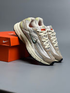 Nike Initiator