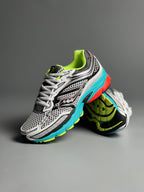 Saucony Progrid Omni 9 « Silver Mutant »