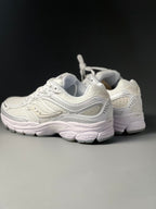 Saucony omni 9 White