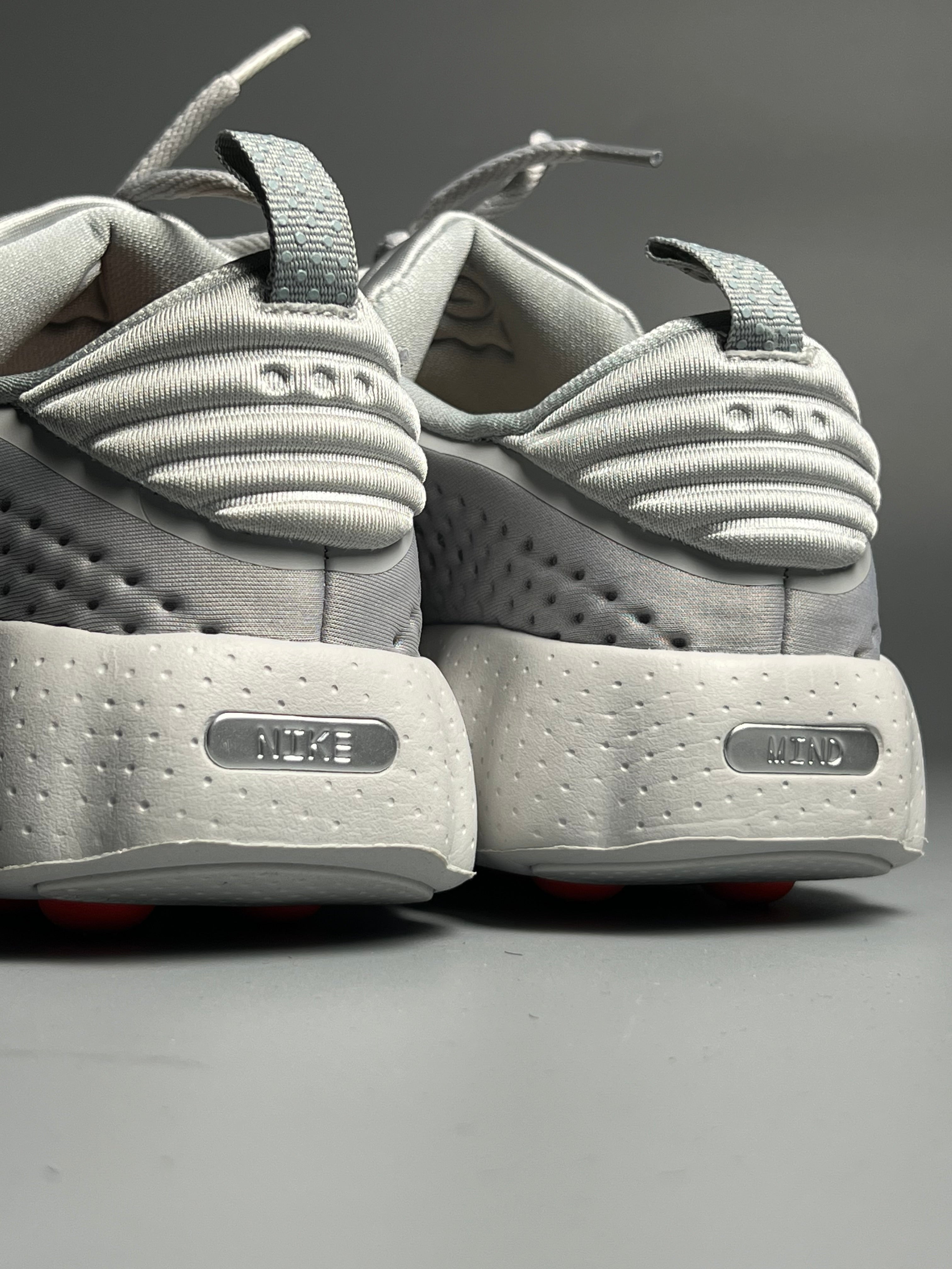 Nike mind 002