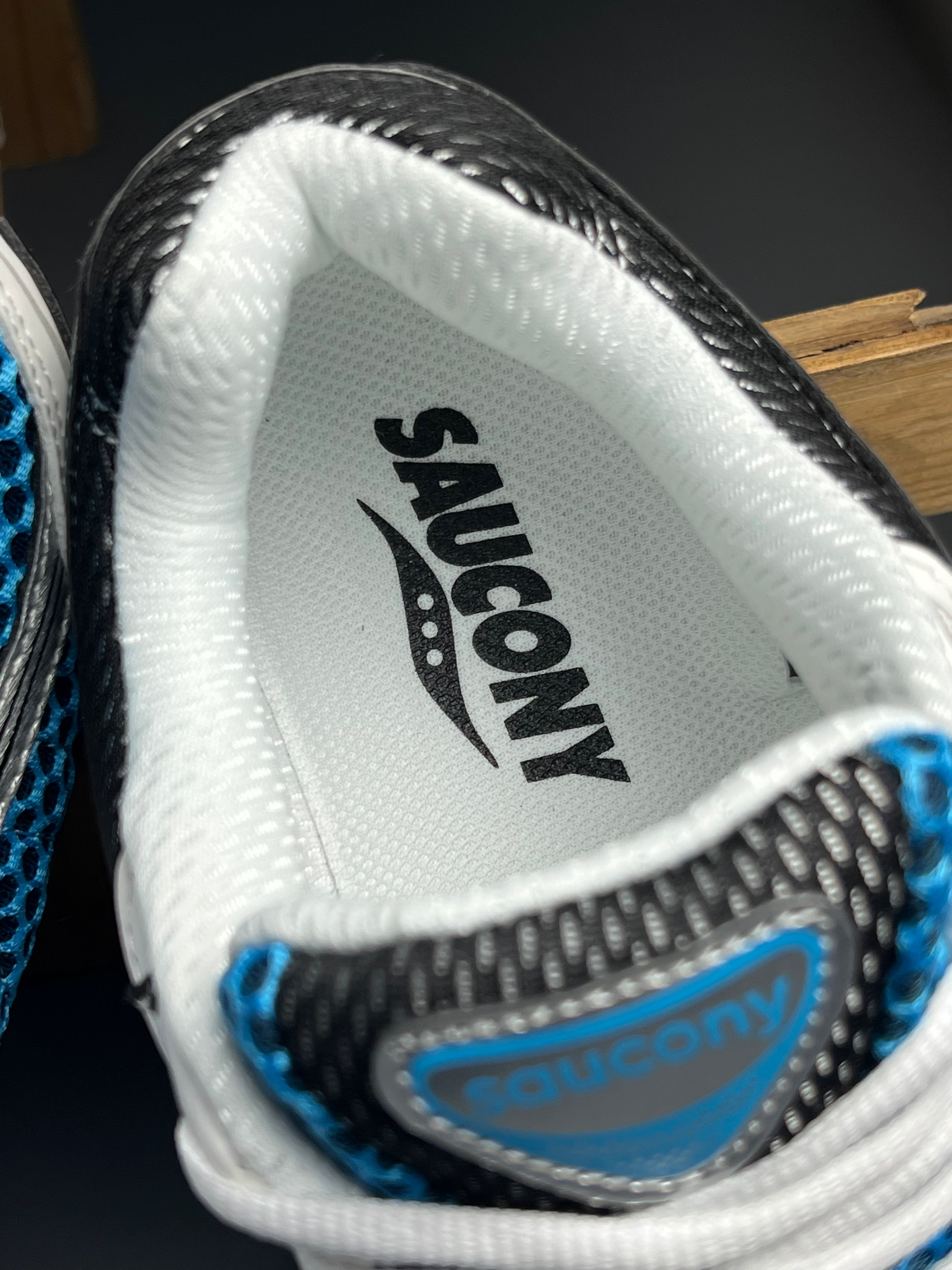 Saucony omni9 bleu/gris