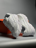 Nike Initiator blanch