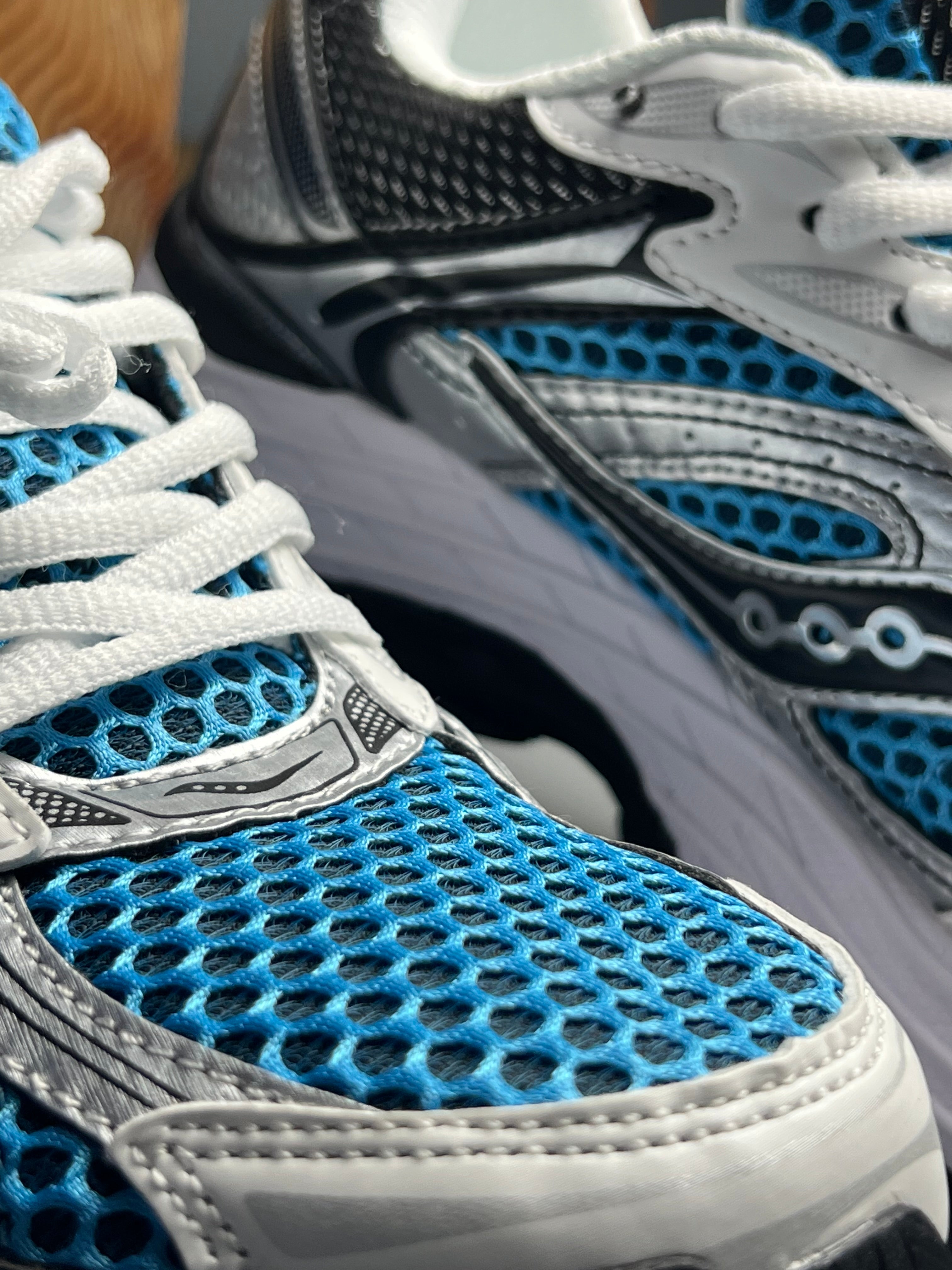 Saucony omni9 bleu/gris