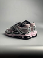 Nike
Air Max Moto 2K