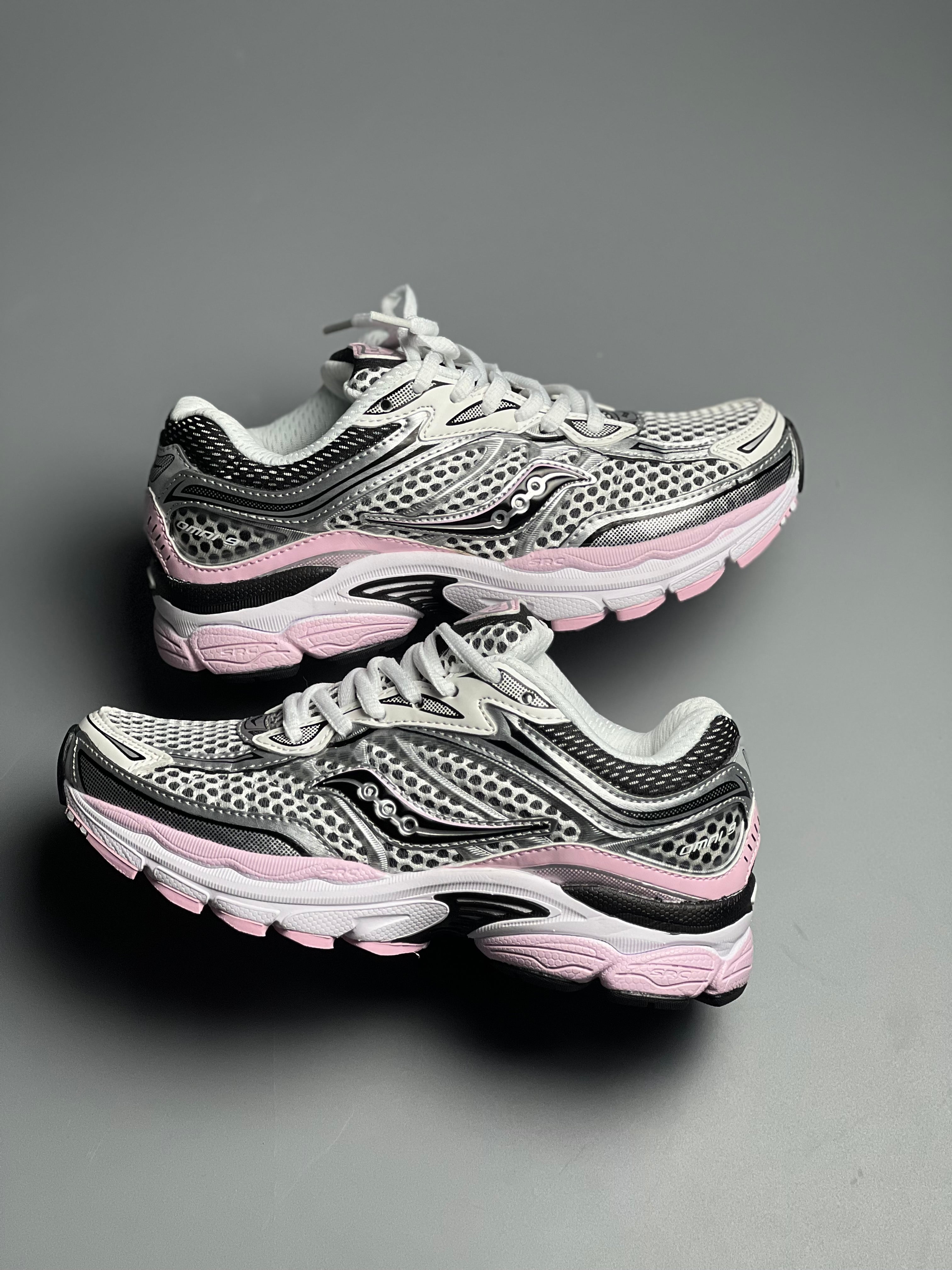 Soucony omni 9 pour famme
