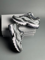 Saucony Omni 9 "Microchip"