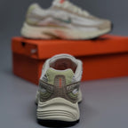 Nike Initiator