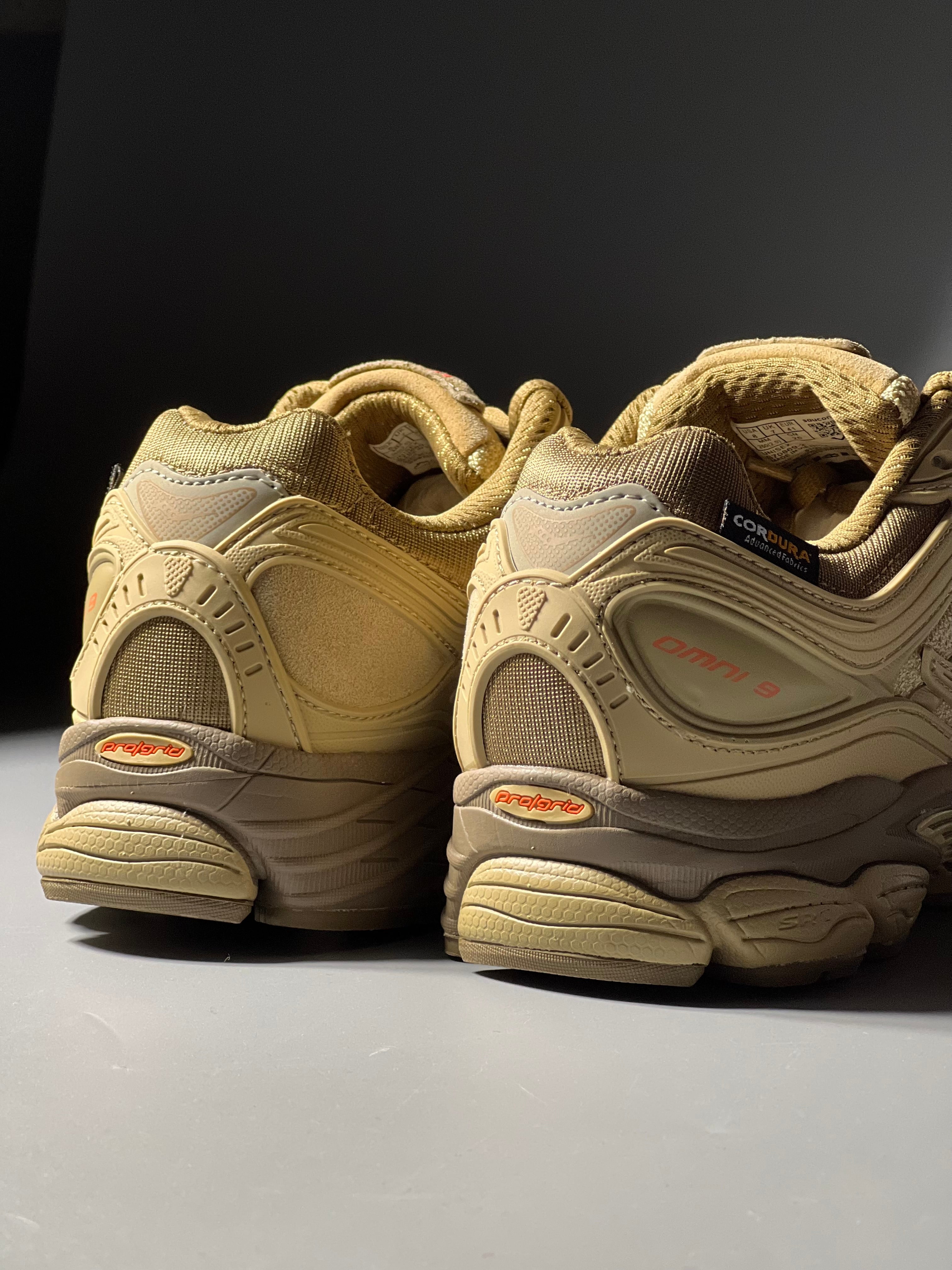 Starcow x Saucony Progrid Omni 9 "ARMORT DESERT"