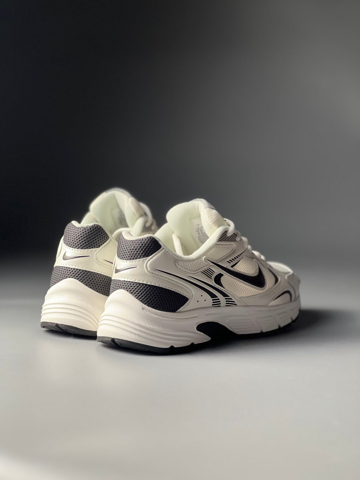 Nike Vomero 20 noir/blanc