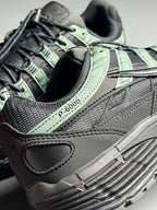P6000  'Anthracite Clay Green'