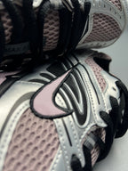 Nike
Air Max Moto 2K