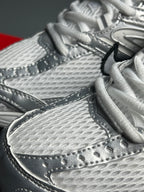 Nike Moto 2k