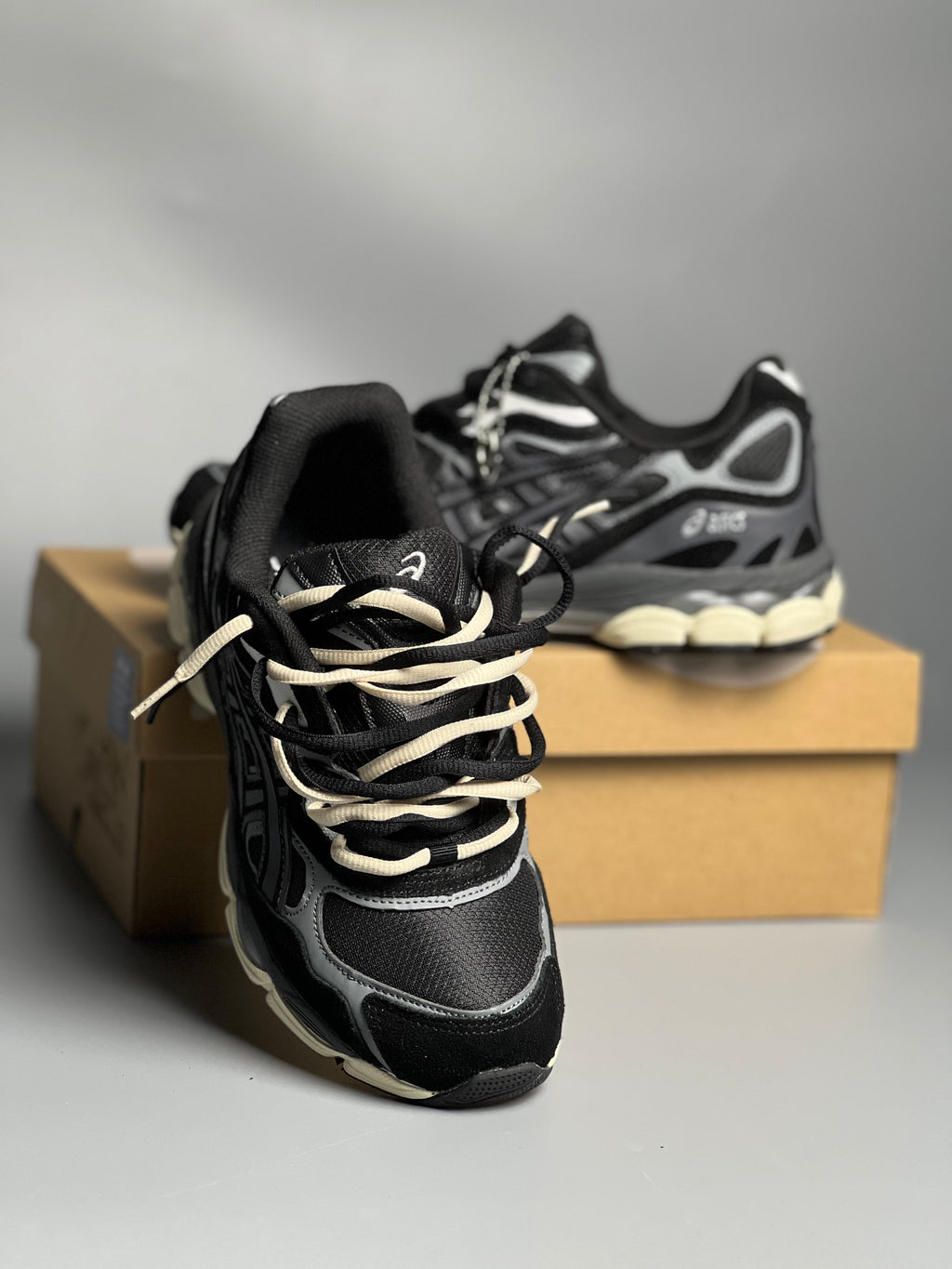 ASICS GEL NYC NOIR GRIS BEIGE